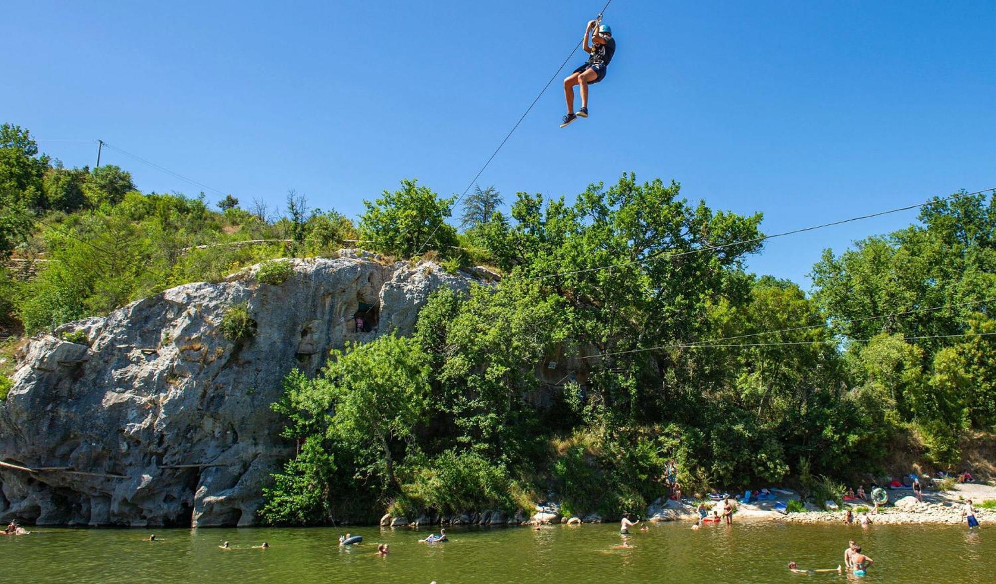 Camping Domaine De Chaussy ลากอร์ซ ภายนอก รูปภาพ