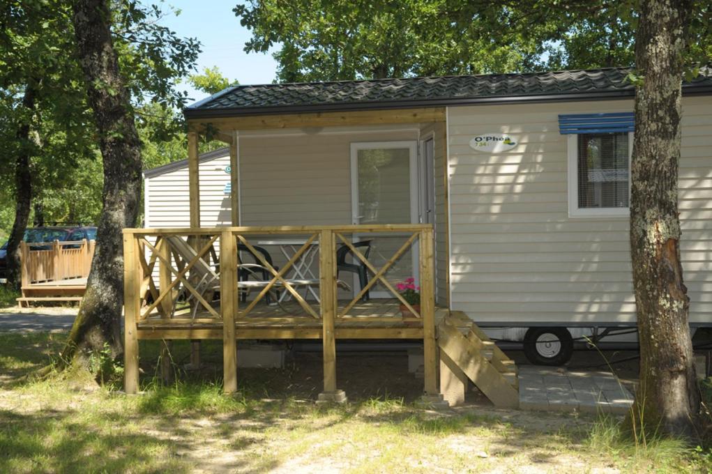 Camping Domaine De Chaussy ลากอร์ซ ห้อง รูปภาพ