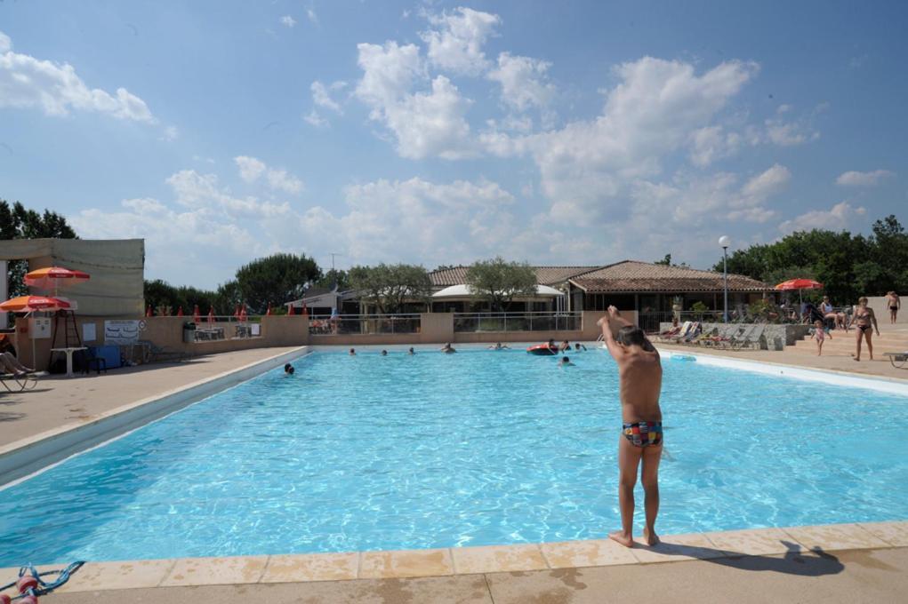 Camping Domaine De Chaussy ลากอร์ซ ภายนอก รูปภาพ