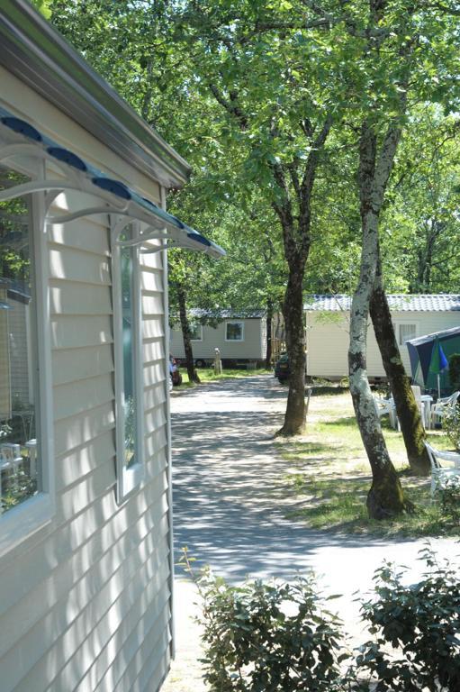 Camping Domaine De Chaussy ลากอร์ซ ภายนอก รูปภาพ