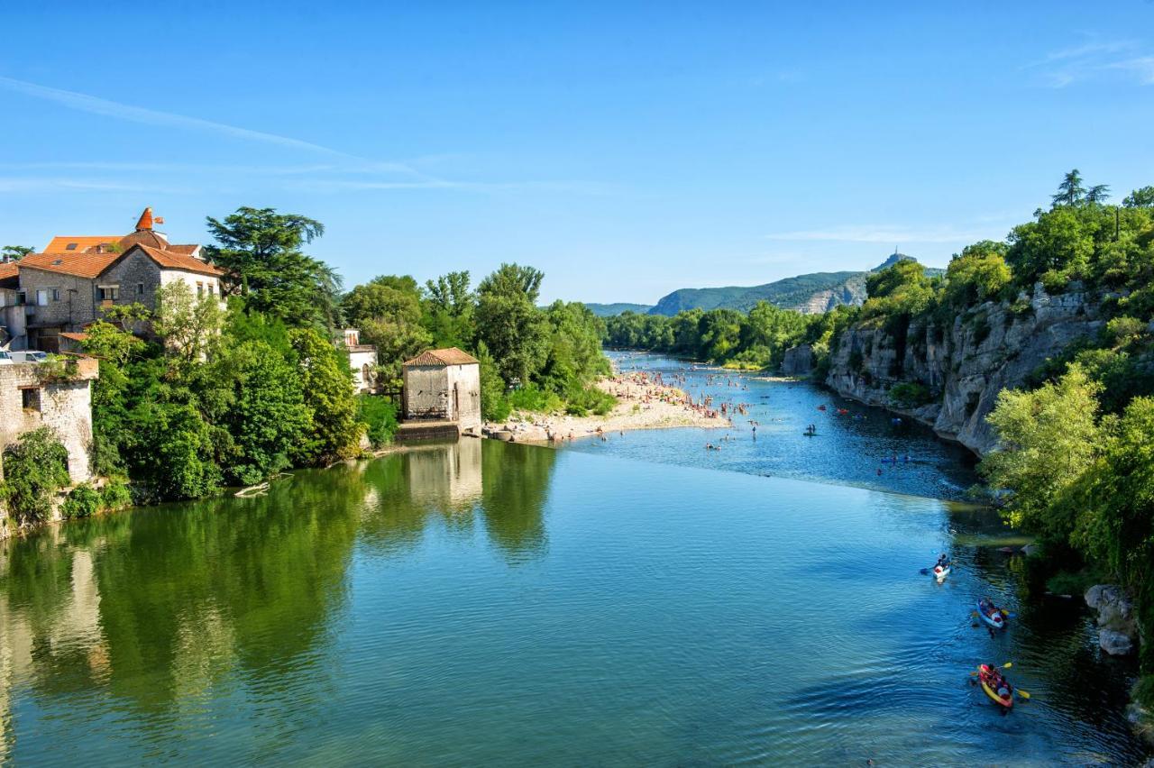 Camping Domaine De Chaussy ลากอร์ซ ภายนอก รูปภาพ